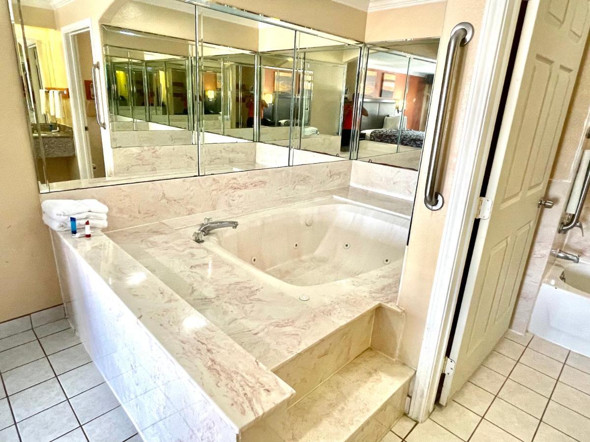 Luxury Inn Liberty Luaran gambar
