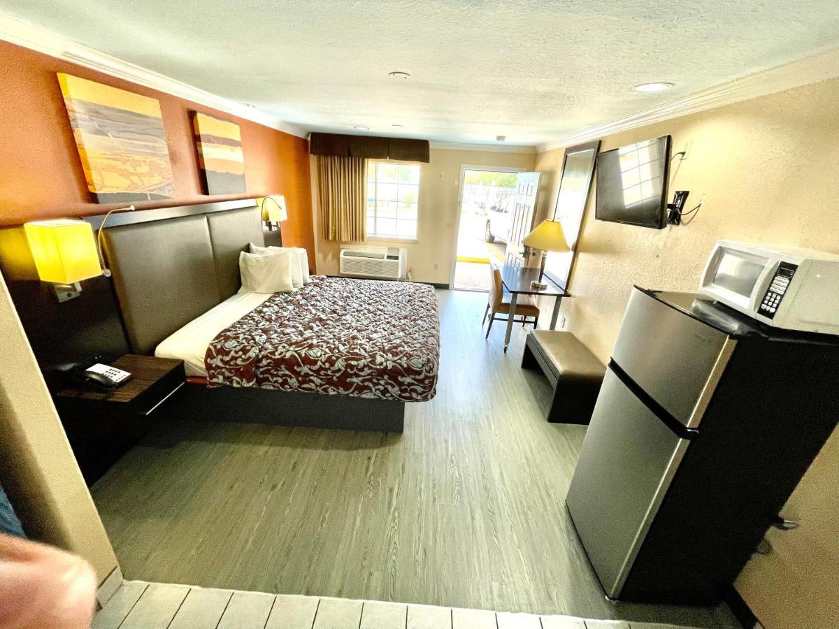 Luxury Inn Liberty Luaran gambar